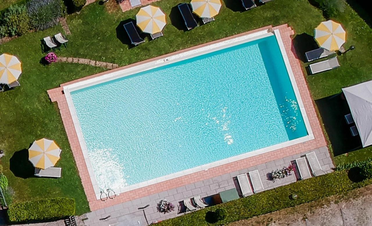 Hotel San Michele Сан-Джиминьяно Экстерьер фото