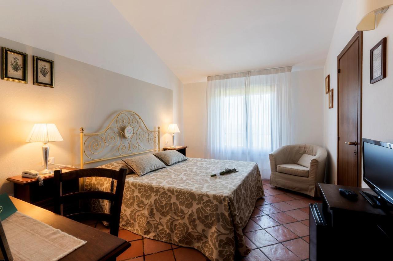 Hotel San Michele Сан-Джиминьяно Экстерьер фото